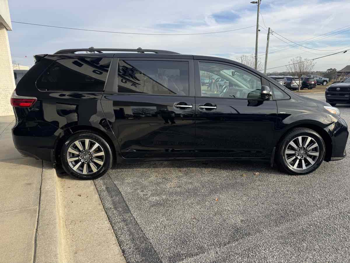 2020 Toyota Sienna Limited - Photo 41