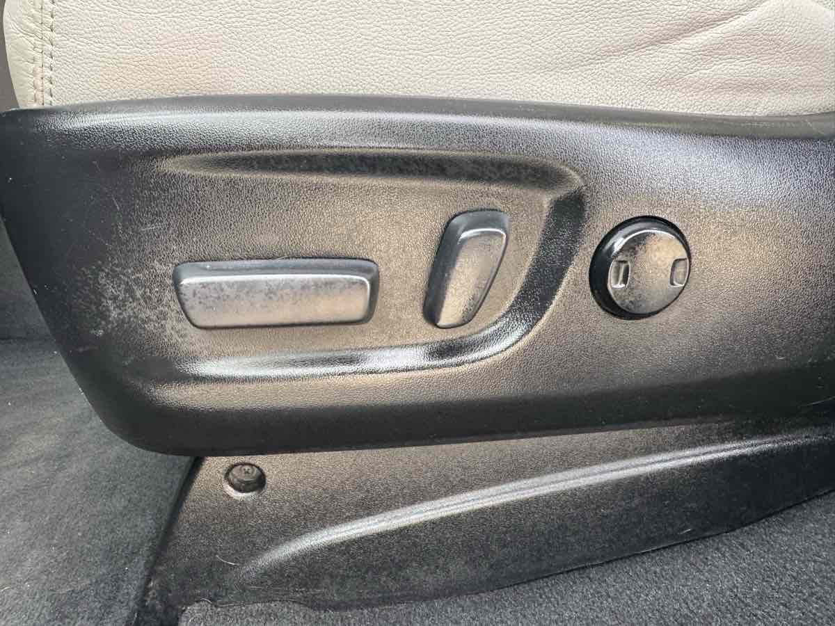 2020 Toyota Sienna Limited - Photo 16