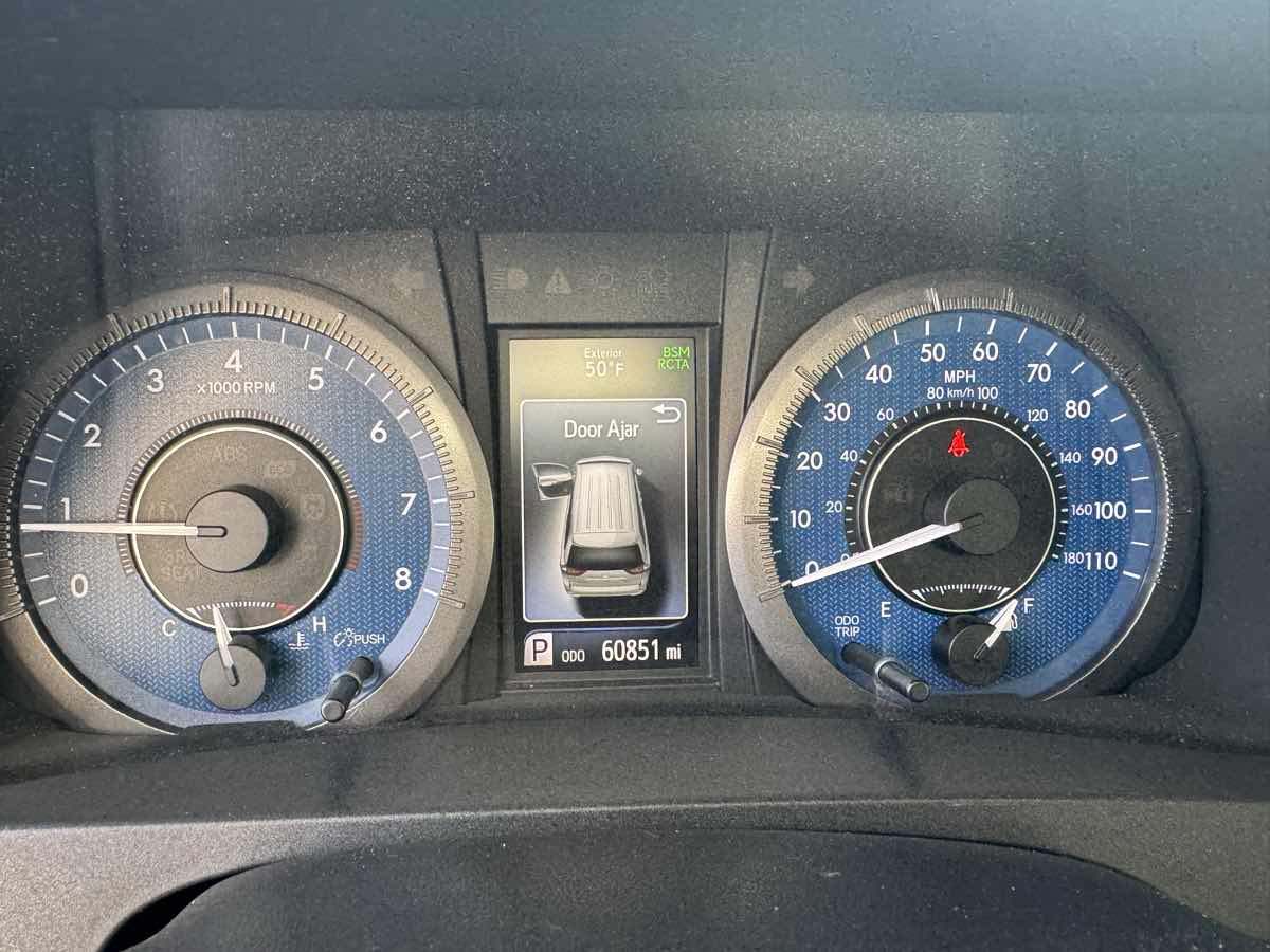2020 Toyota Sienna Limited - Photo 21