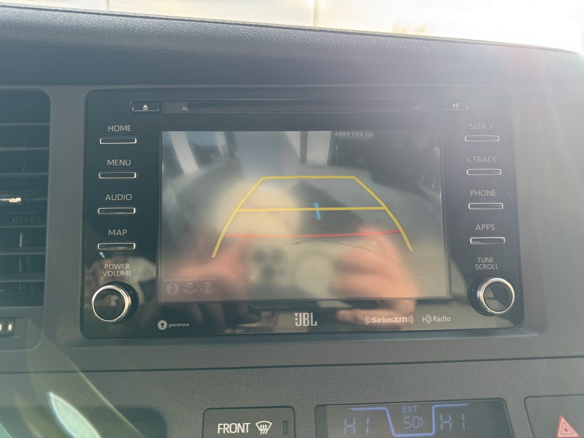 2020 Toyota Sienna Limited - Photo 23