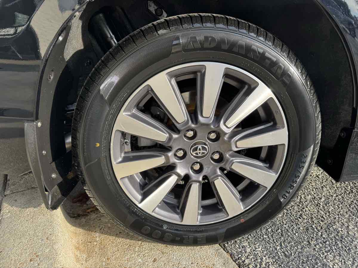 2020 Toyota Sienna Limited - Photo 36