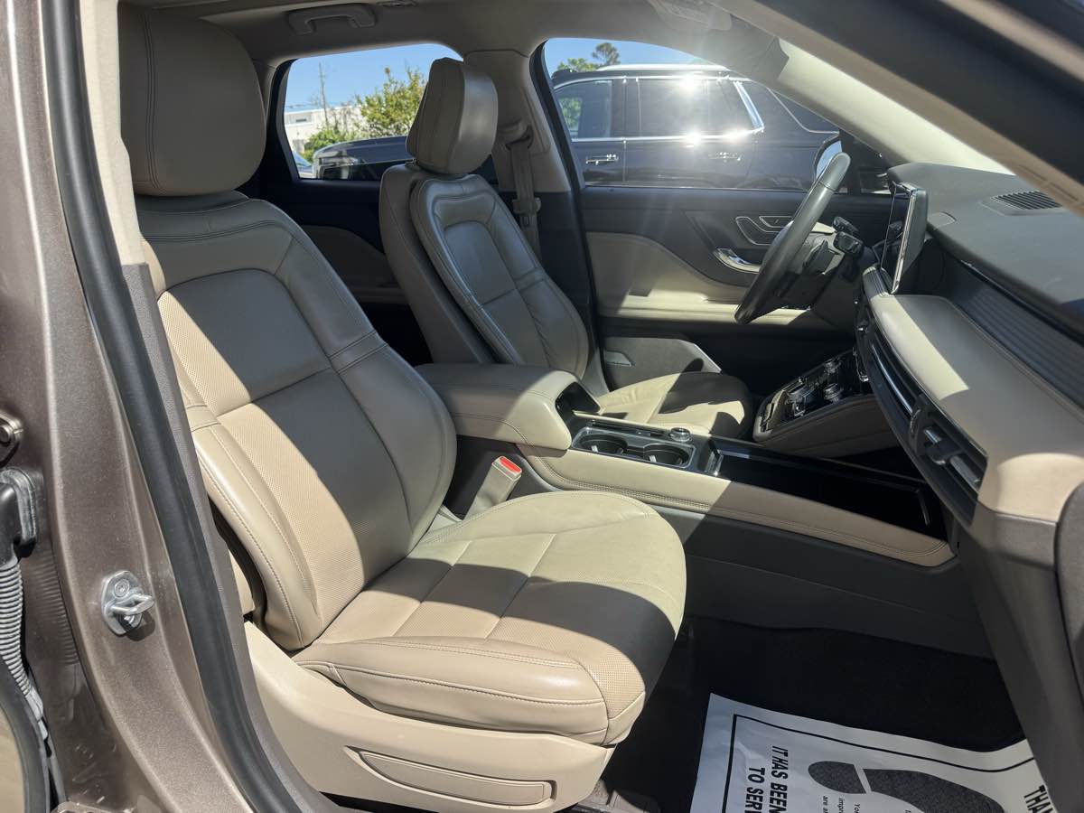 2020 Lincoln Corsair Base - Photo 12