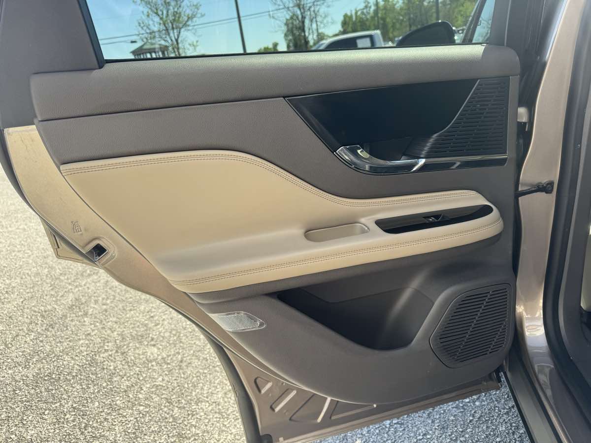 2020 Lincoln Corsair Base - Photo 27
