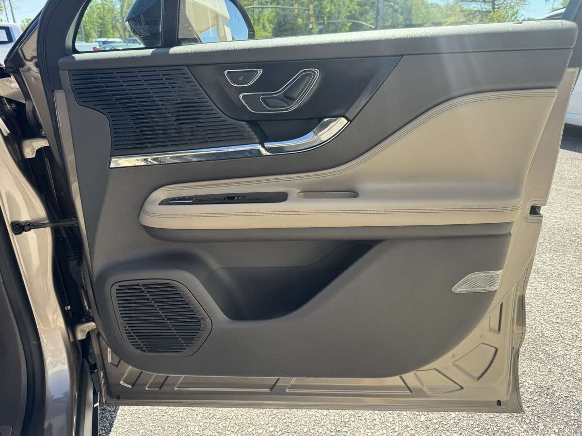 2020 Lincoln Corsair Base - Photo 28