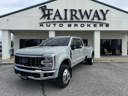 2026 Ford Super Duty F-450 DRW LARIAT