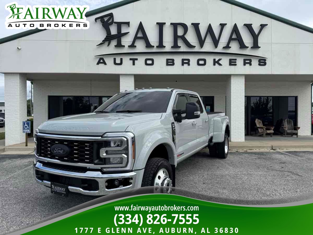 2026 Ford F-450 Lariat 4x4 Crew Cab 8' Box DRW's photo