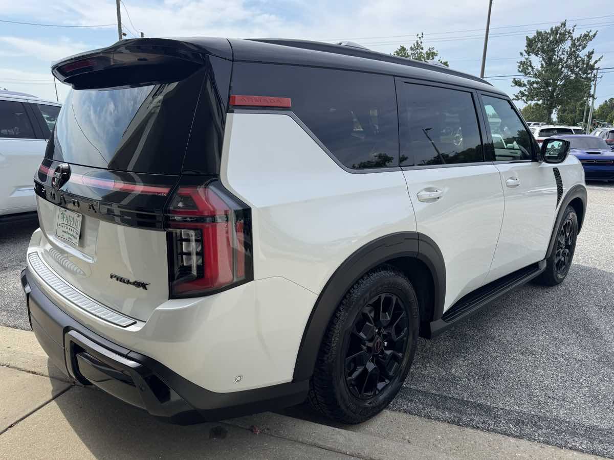 2025 Nissan Armada PRO-4X - Photo 43