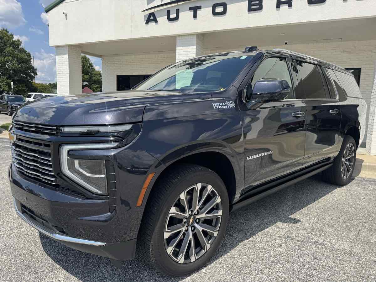 2026 Chevrolet Suburban High Country - Photo 40