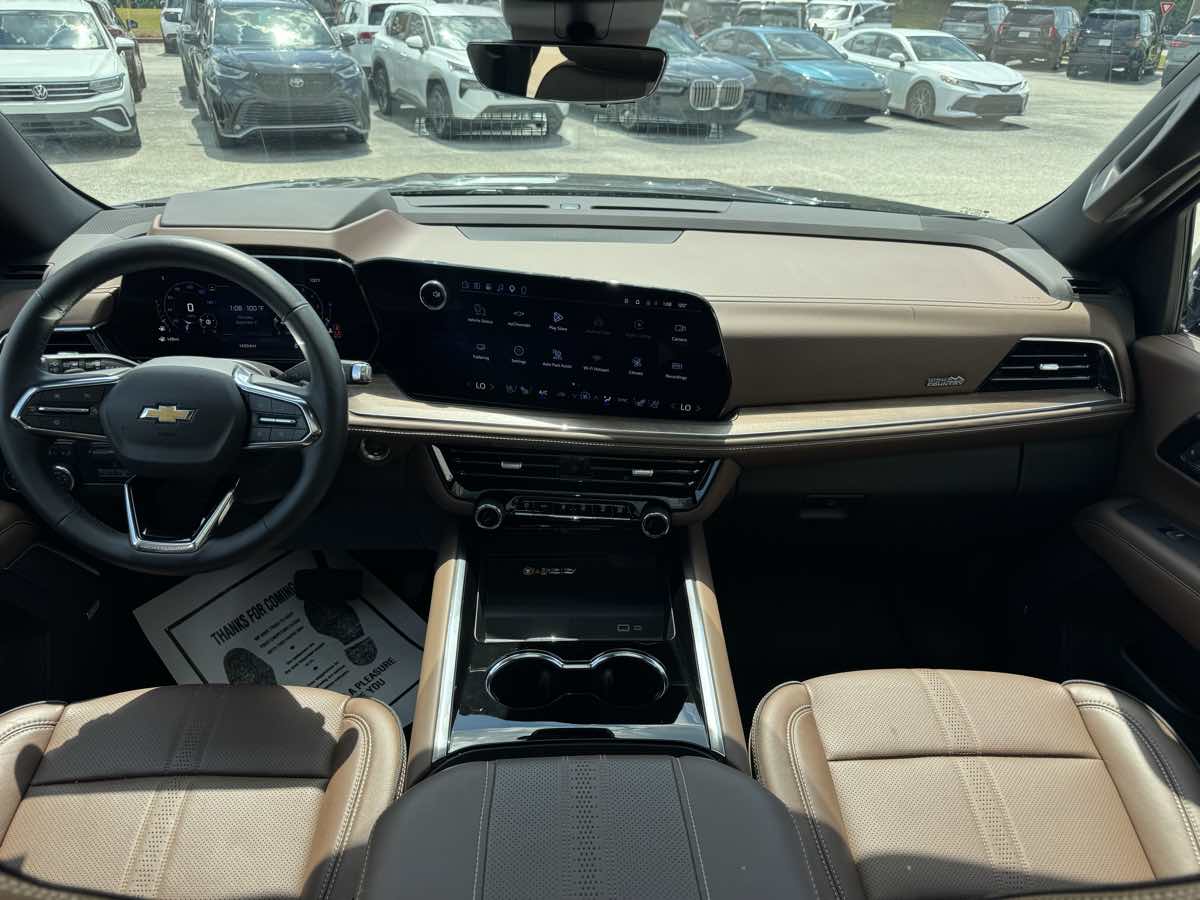 2026 Chevrolet Suburban High Country - Photo 16