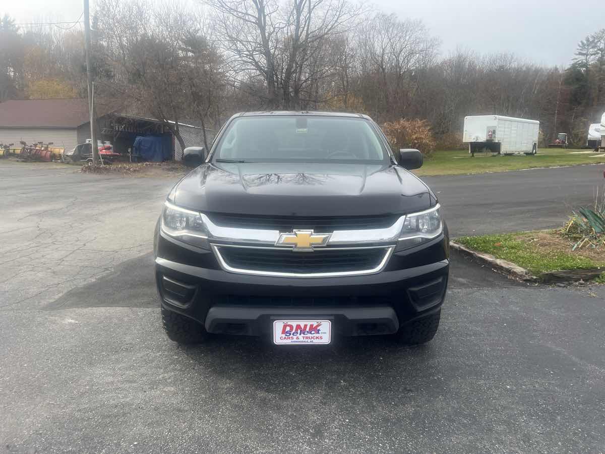 2015 Chevrolet Colorado LT photo 2