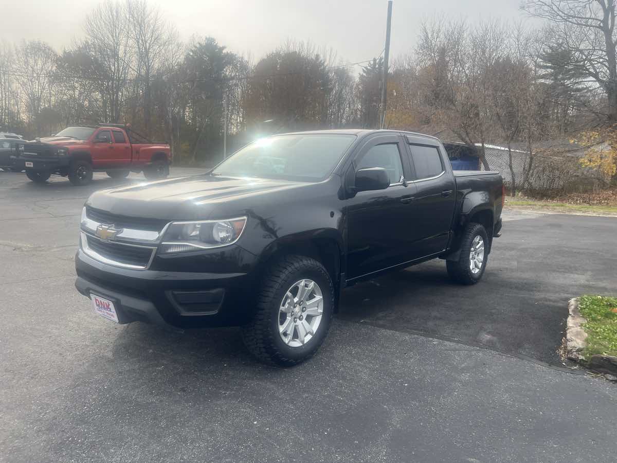 2015 Chevrolet Colorado LT photo 3