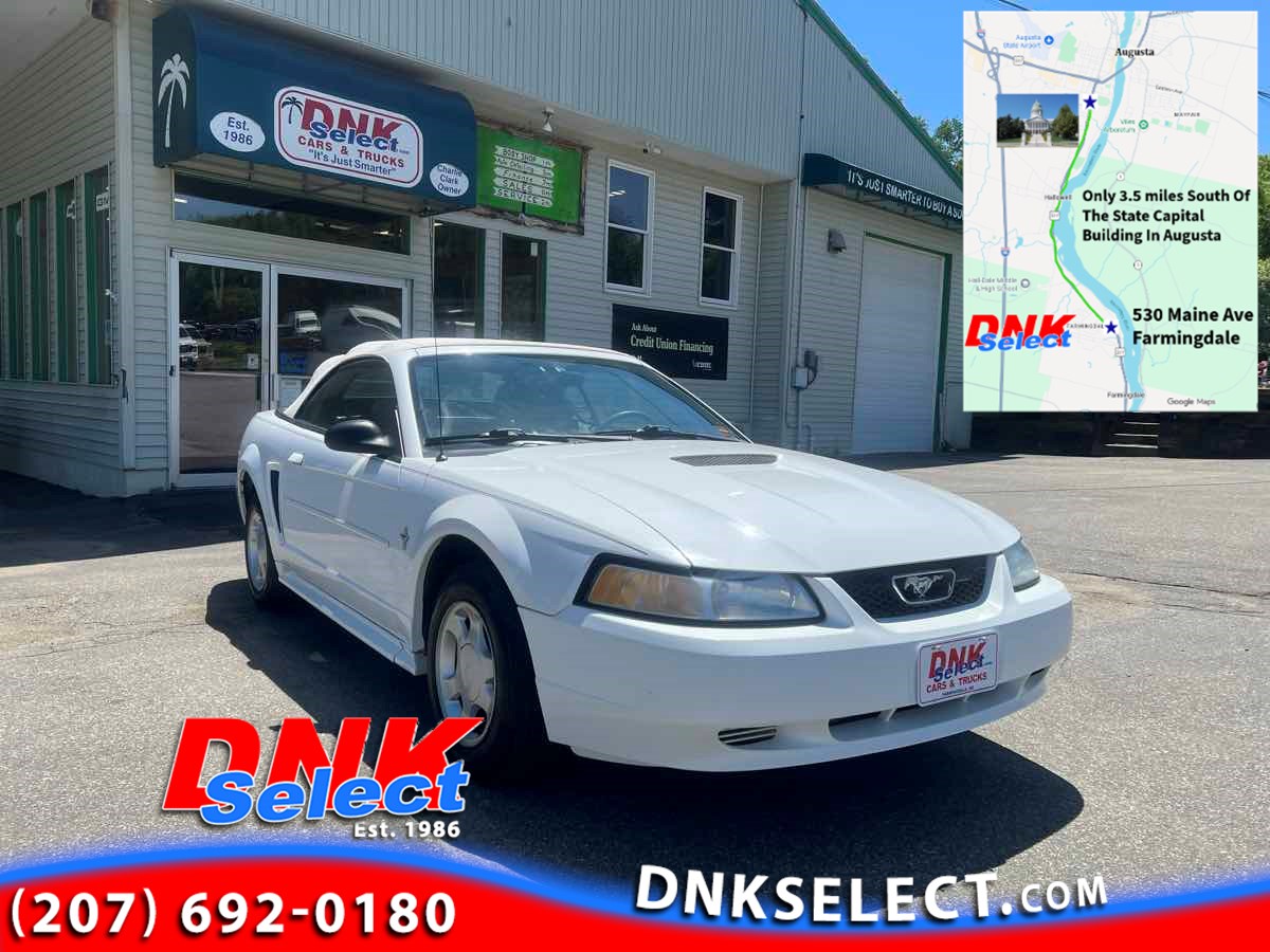 2000 Ford Mustang -'s photo