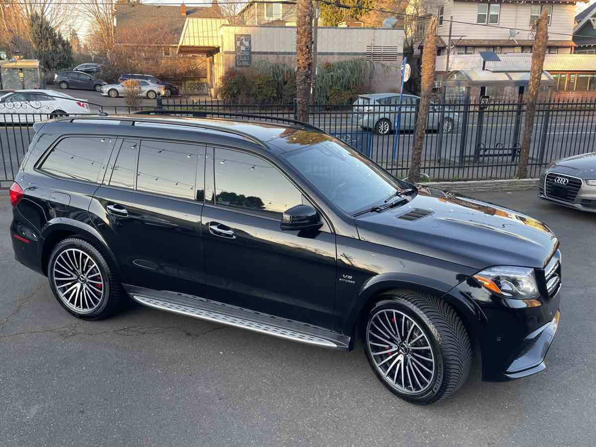 2018 Mercedes Benz GLS AMG 63 4MATIC photo 13