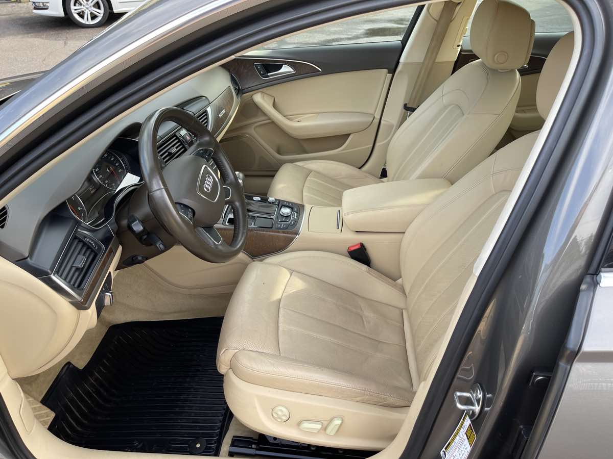 2012 Audi A6 3.0T Prestige photo 9
