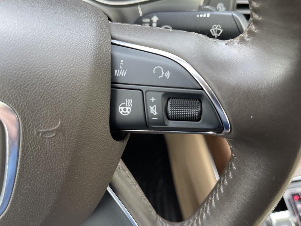 2012 Audi A6 3.0T Prestige photo 20