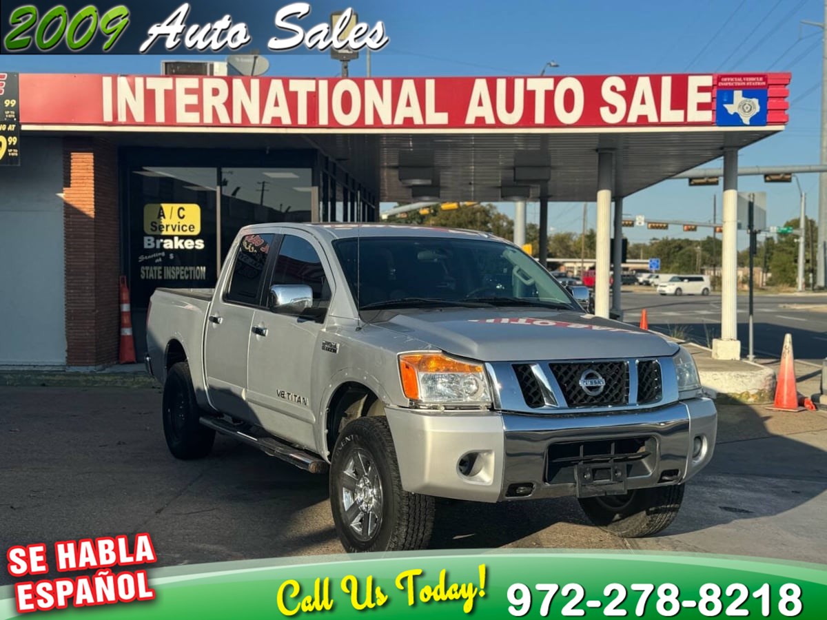 2015 Nissan Titan SV