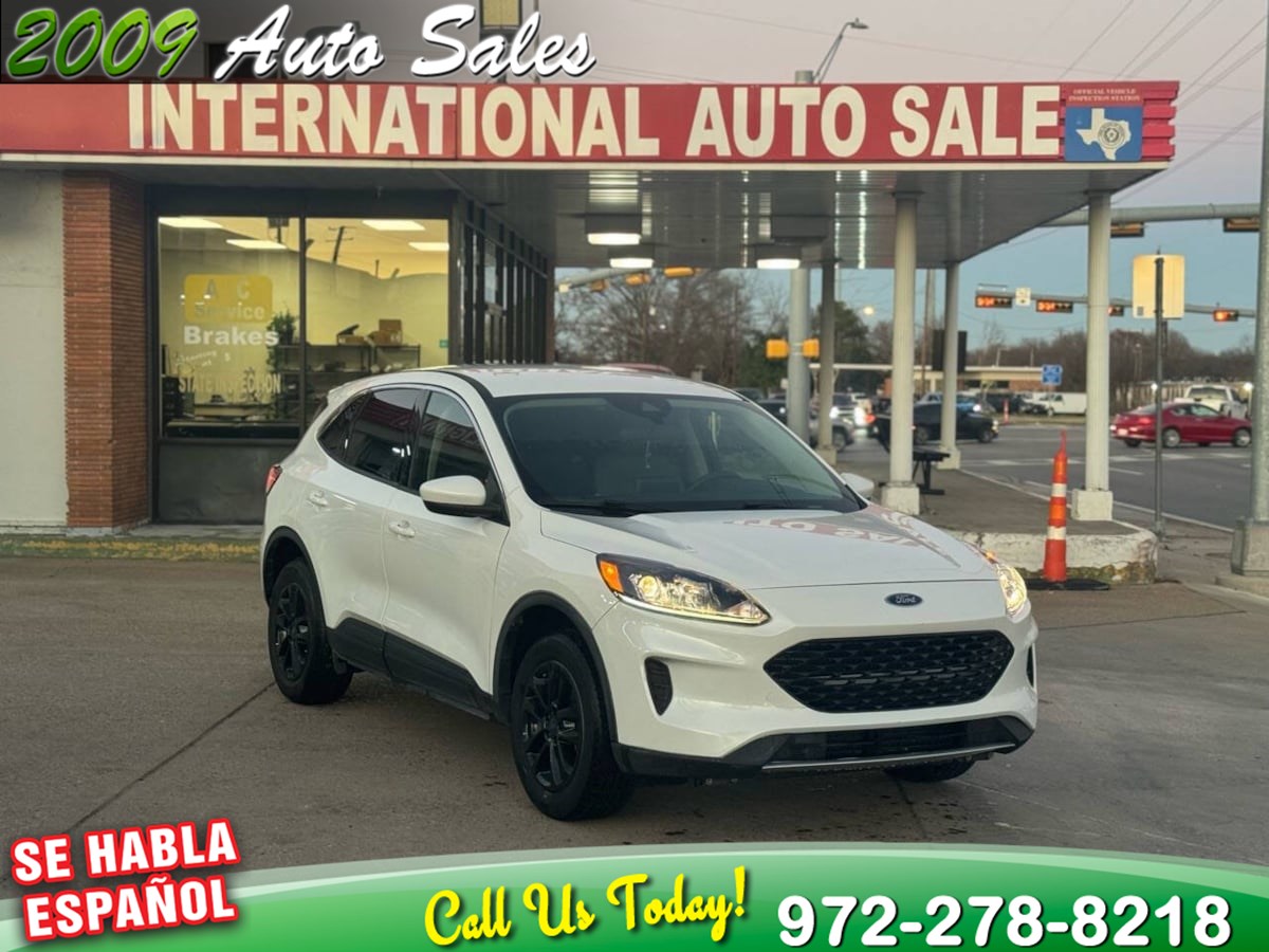 2020 Ford Escape SE