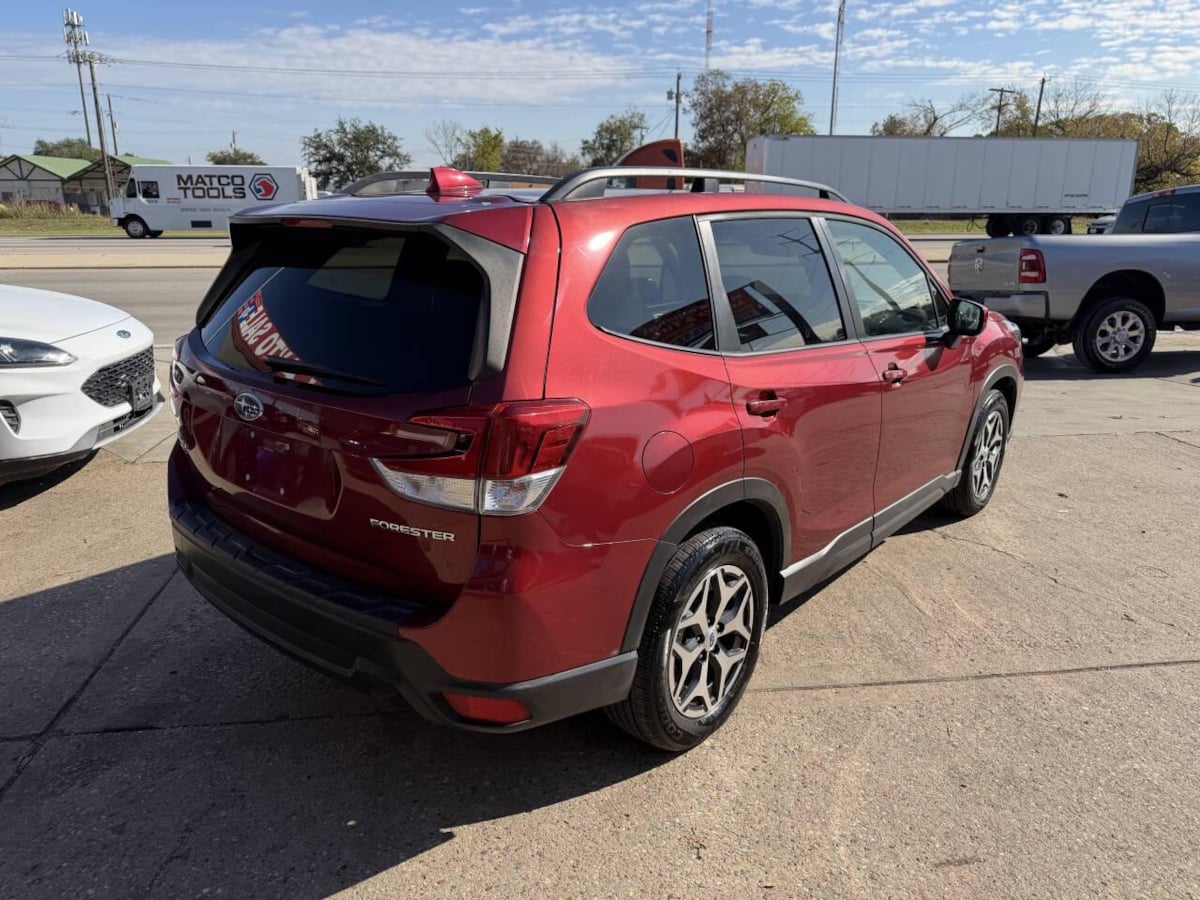 2019 Subaru Forester Premium - Photo 8