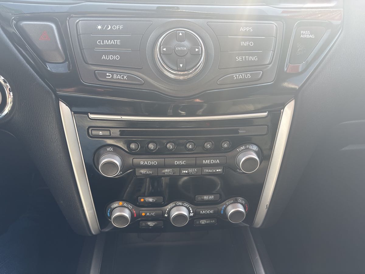 2017 Nissan Pathfinder SV - Photo 15