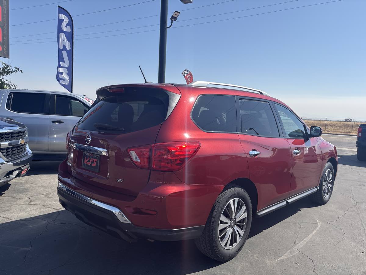 2017 Nissan Pathfinder SV - Photo 22