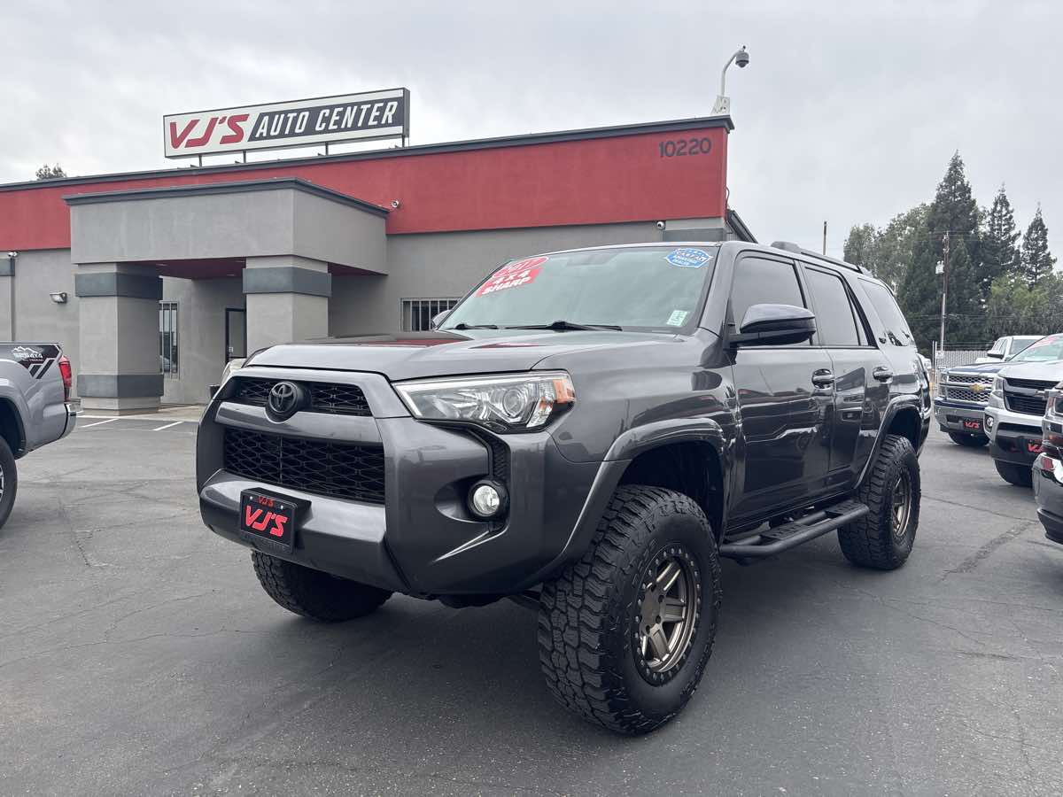 2017 Toyota 4Runner SR5