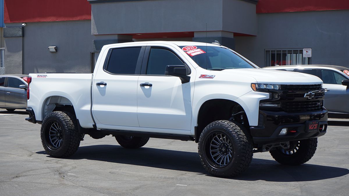 2021 Chevrolet Silverado 1500 LT Trail Boss 4X4 Crew Cab Short Box's photo