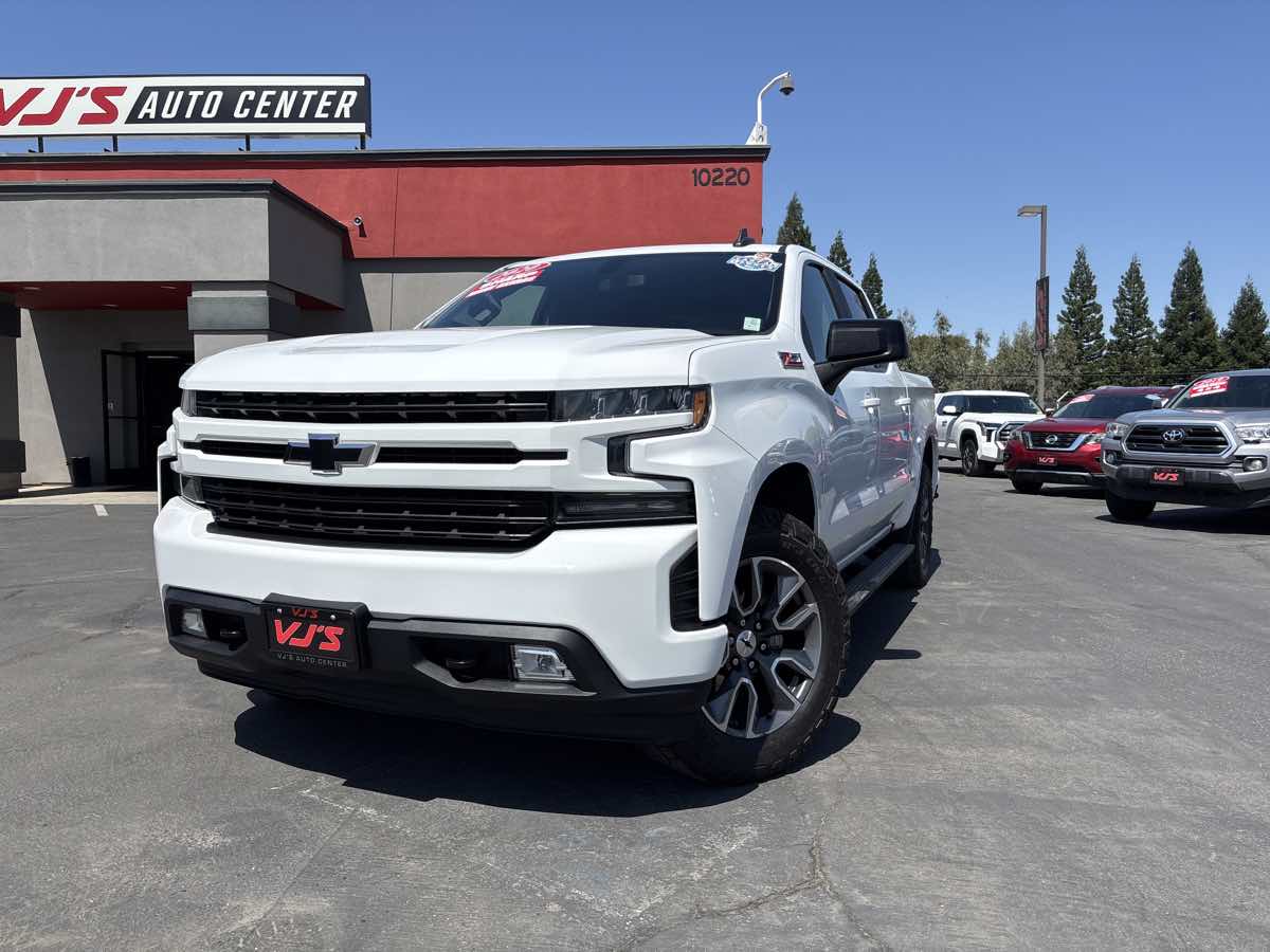 2020 Chevrolet Silverado 1500 RST 4X4 Crew Cab Short Box's photo