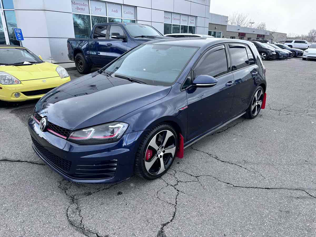 2016 Volkswagen Golf GTI S Performance photo 2