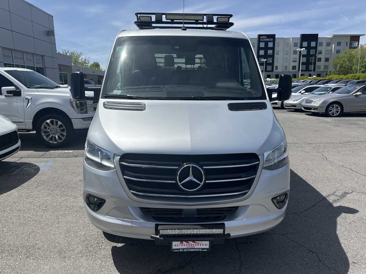 2019 Mercedes Benz Sprinter photo 3