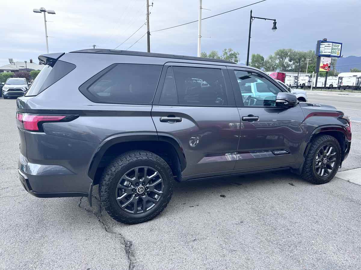2024 Toyota Sequoia Platinum photo 4