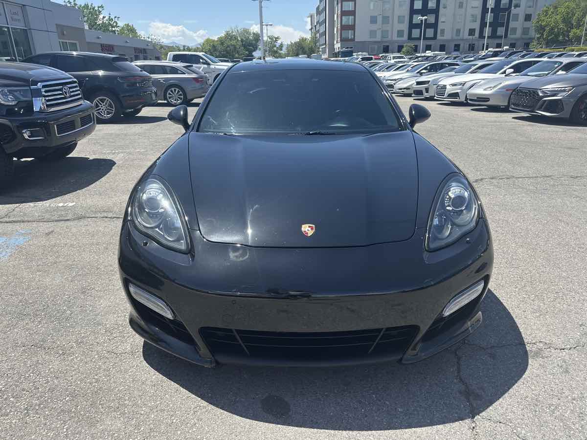 2013 Porsche Panamera Turbo photo 3