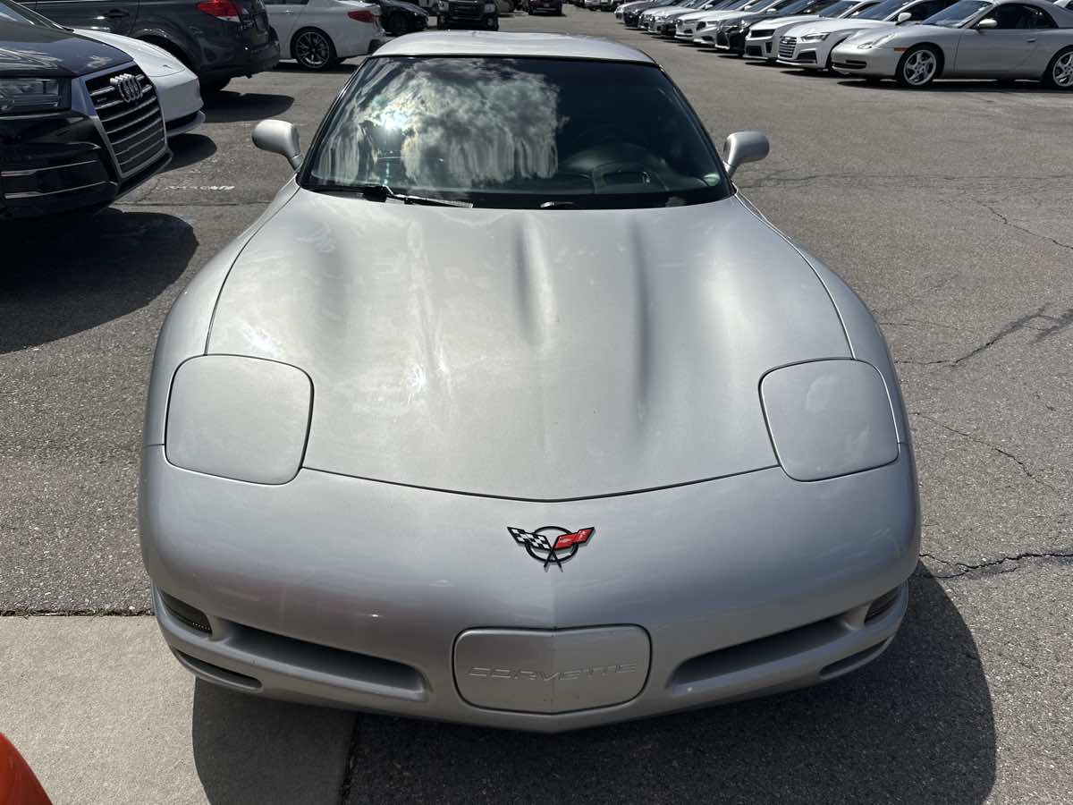 2004 Chevrolet Corvette Base - Photo 3