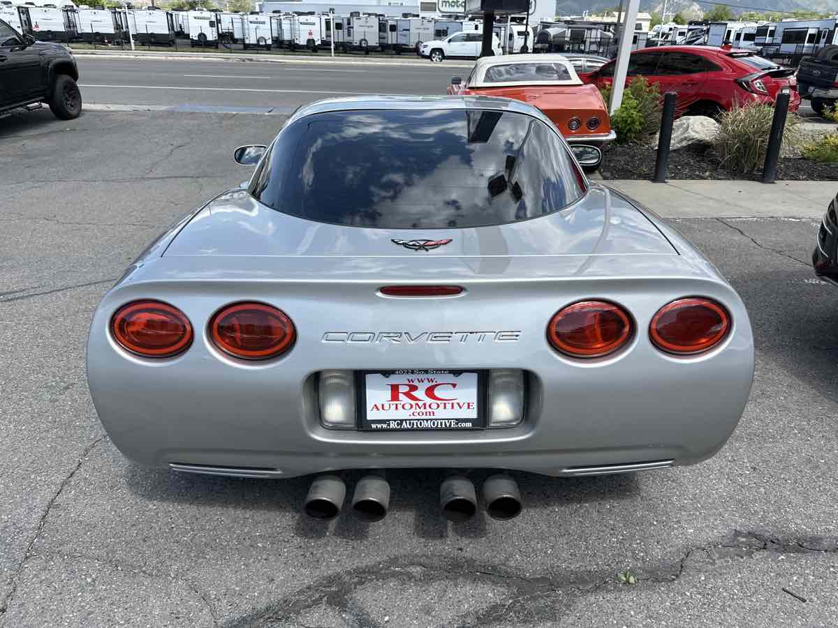2004 Chevrolet Corvette Base - Photo 6