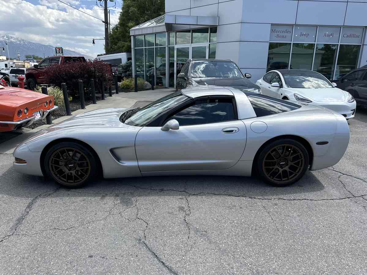 2004 Chevrolet Corvette Base - Photo 8