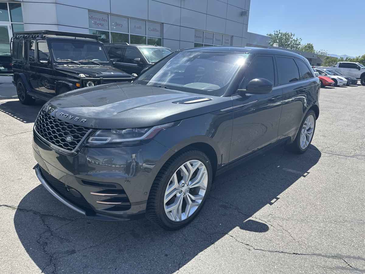 2018 Land Rover Range Rover Velar R-Dynamic HSE photo 2