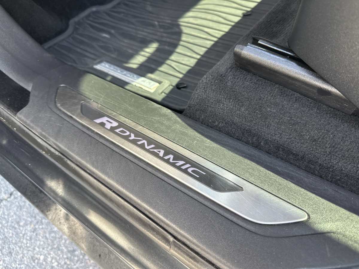 2018 Land Rover Range Rover Velar R-Dynamic HSE photo 26