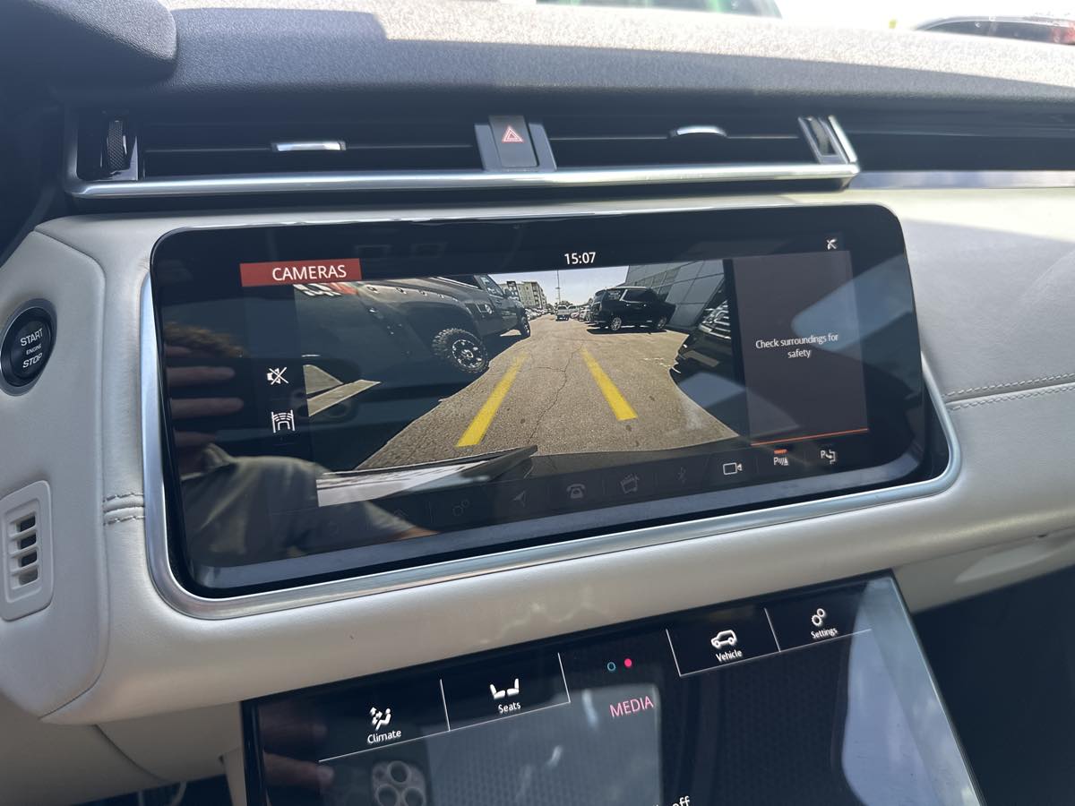 2018 Land Rover Range Rover Velar R-Dynamic HSE photo 29