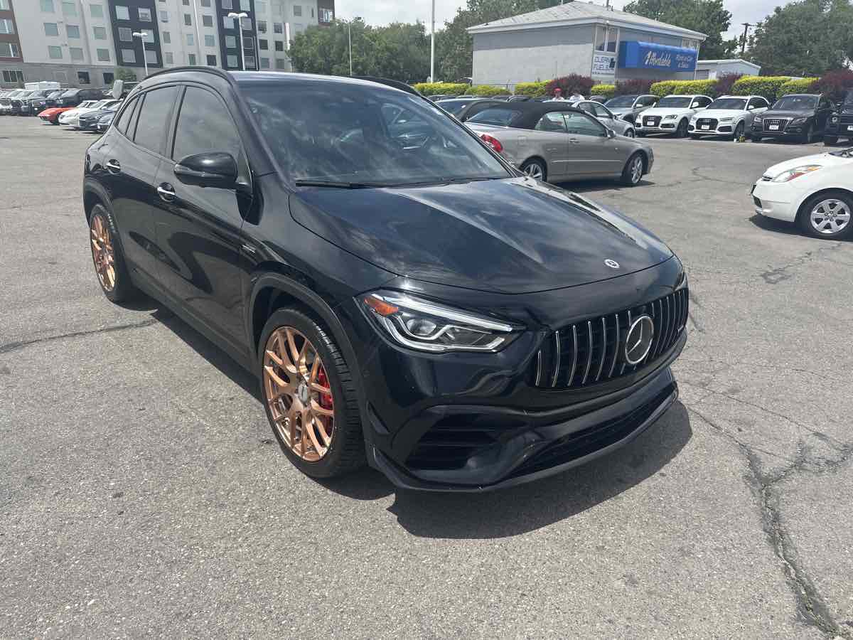 2021 Mercedes Benz GLA AMG 45 4MATIC photo 4