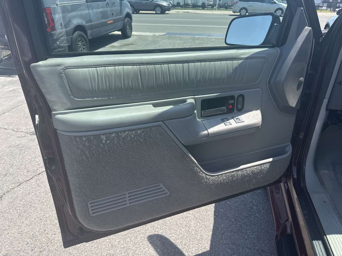 1994 GMC Yukon - Photo 11