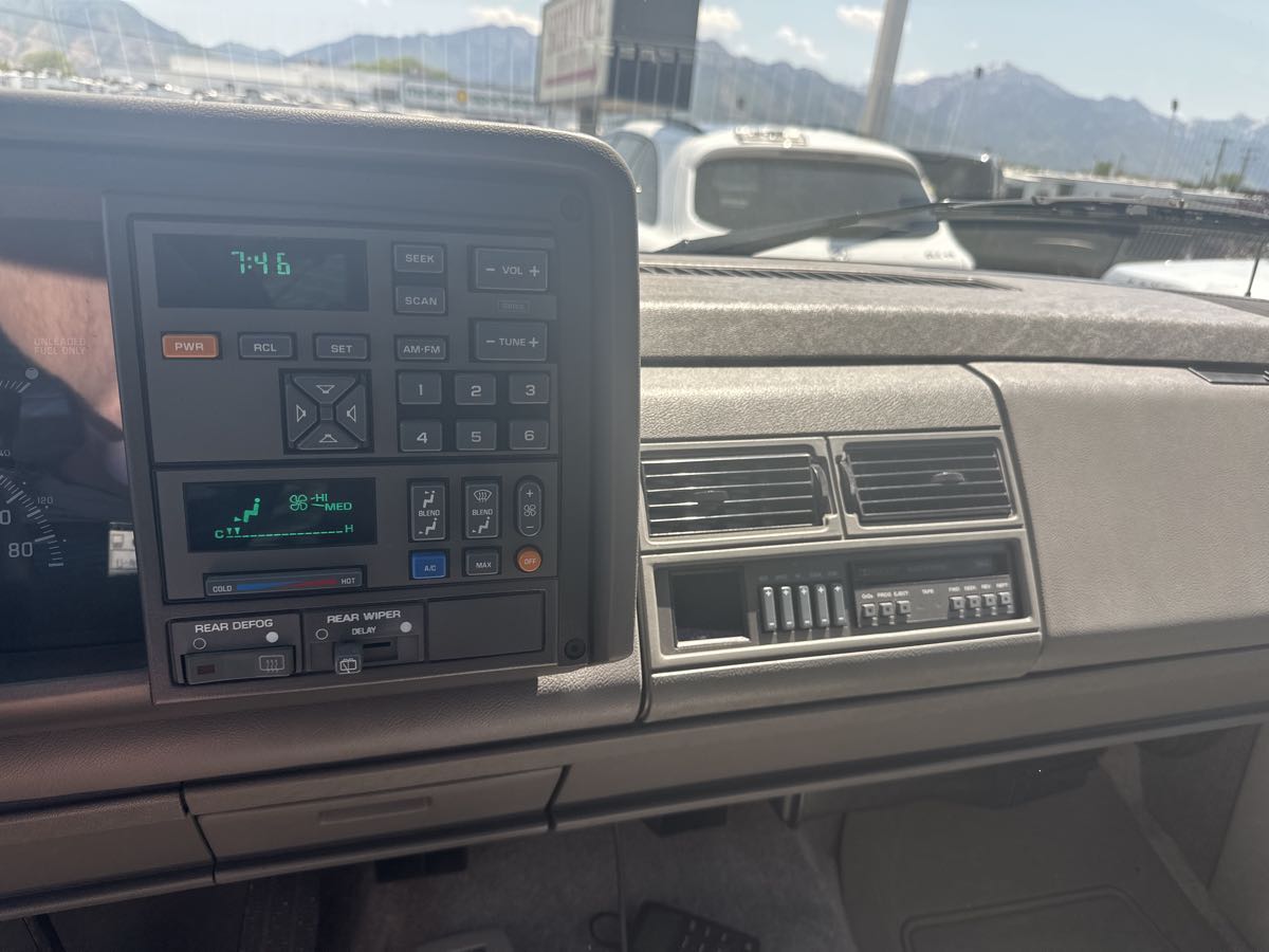1994 GMC Yukon - Photo 26