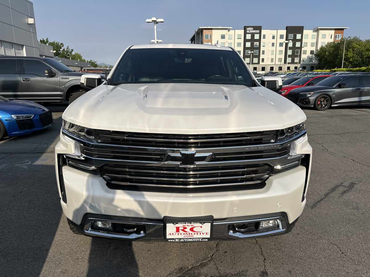 2021 Chevrolet Silverado 1500 High Country photo 3