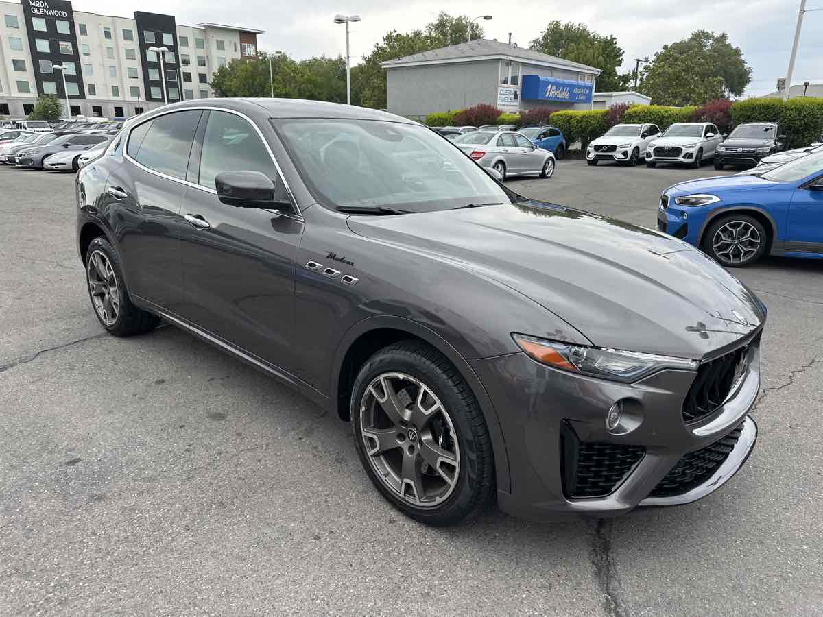 2022 Maserati Levante Modena photo 3