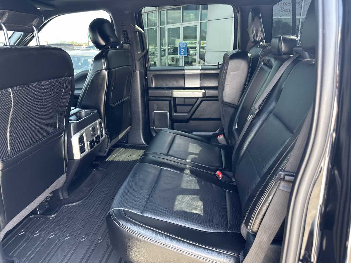 2017 Ford F-150 XLT - Photo 13