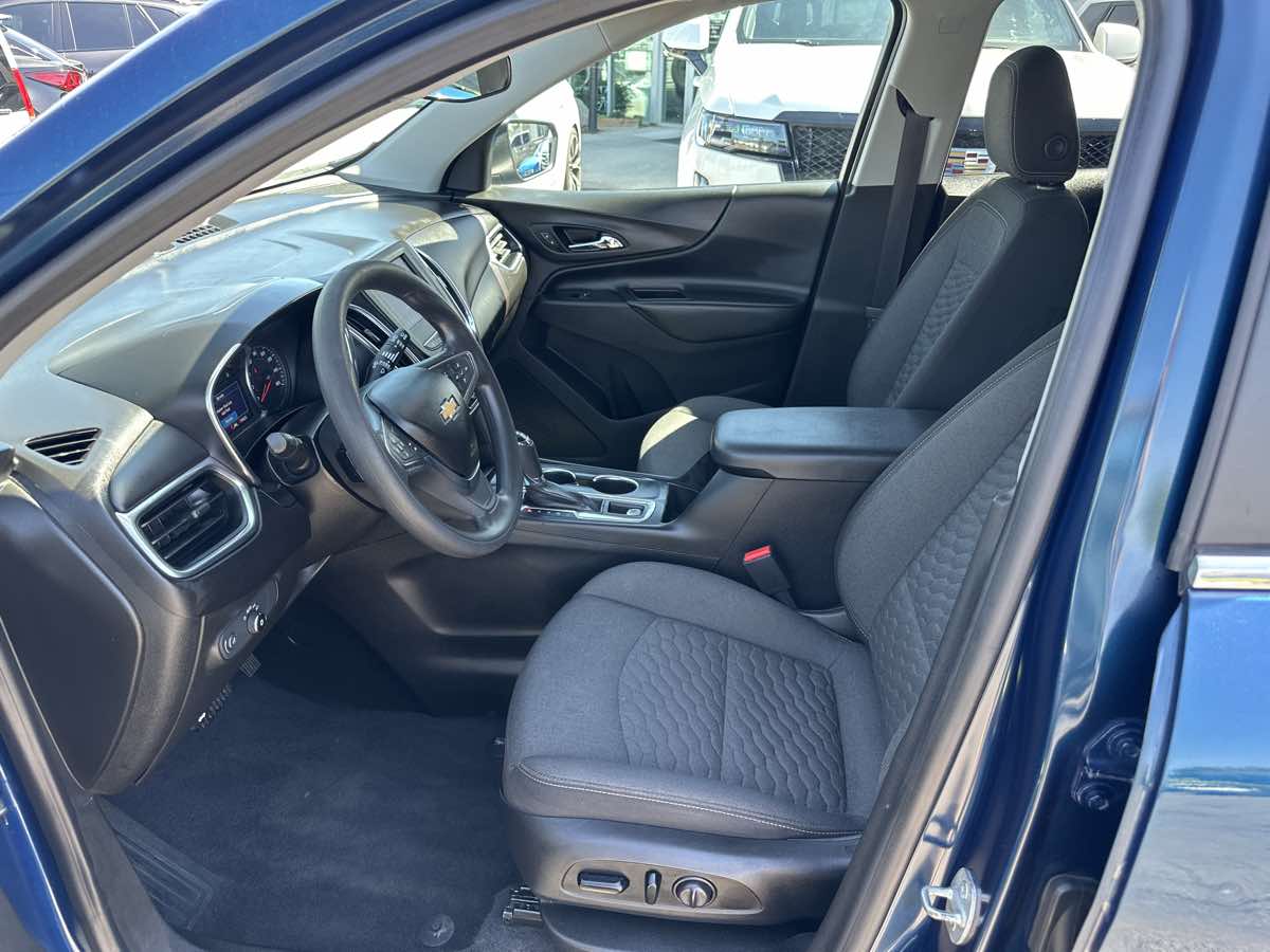 2021 Chevrolet Equinox LT - Photo 12