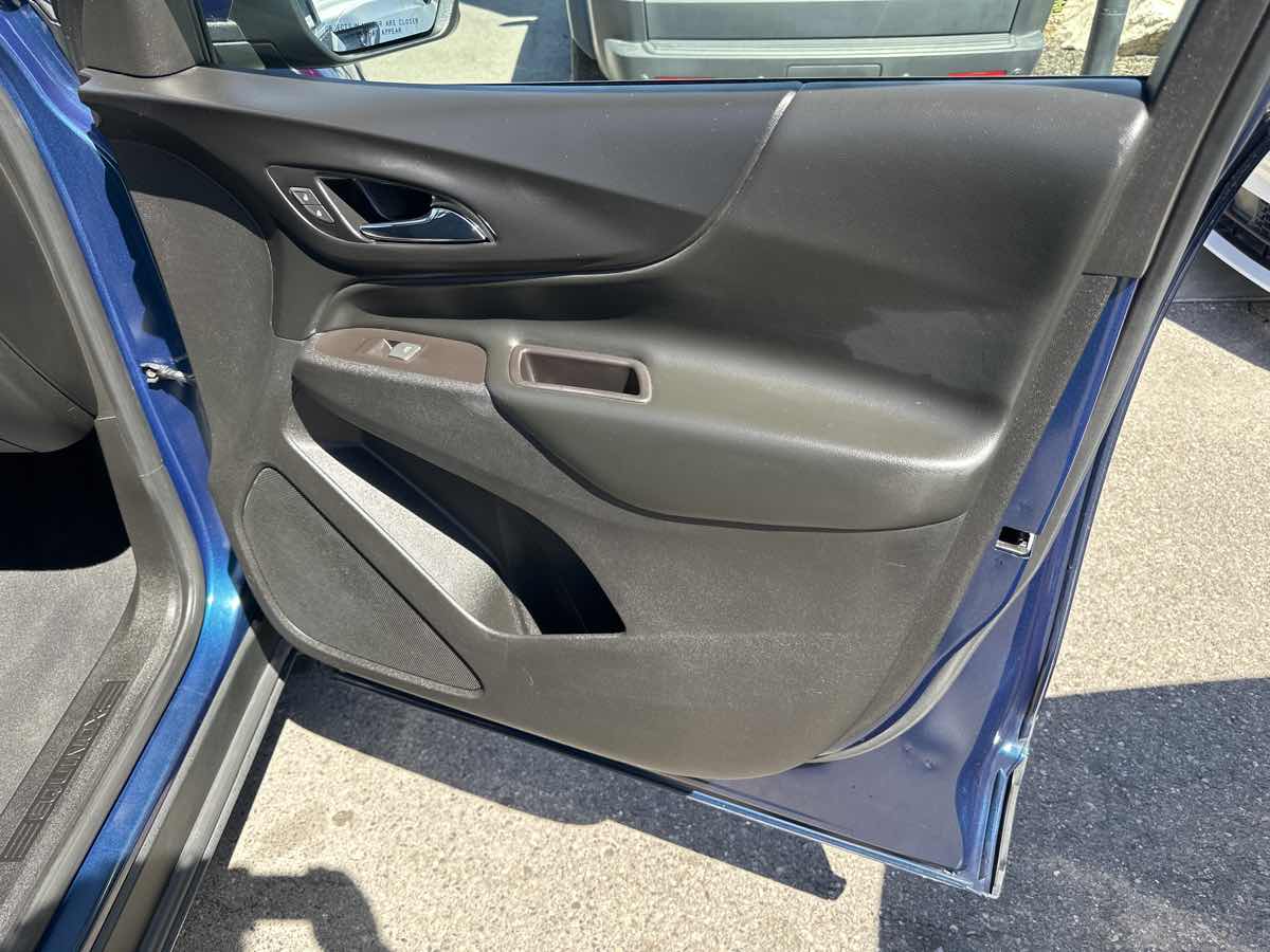 2021 Chevrolet Equinox LT - Photo 20