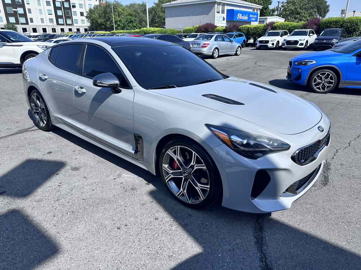 2019 Kia Stinger GT1 photo 4