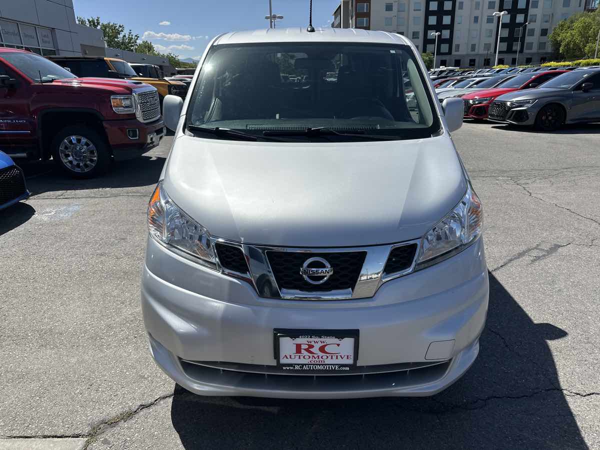 2018 Nissan NV200 SV photo 3