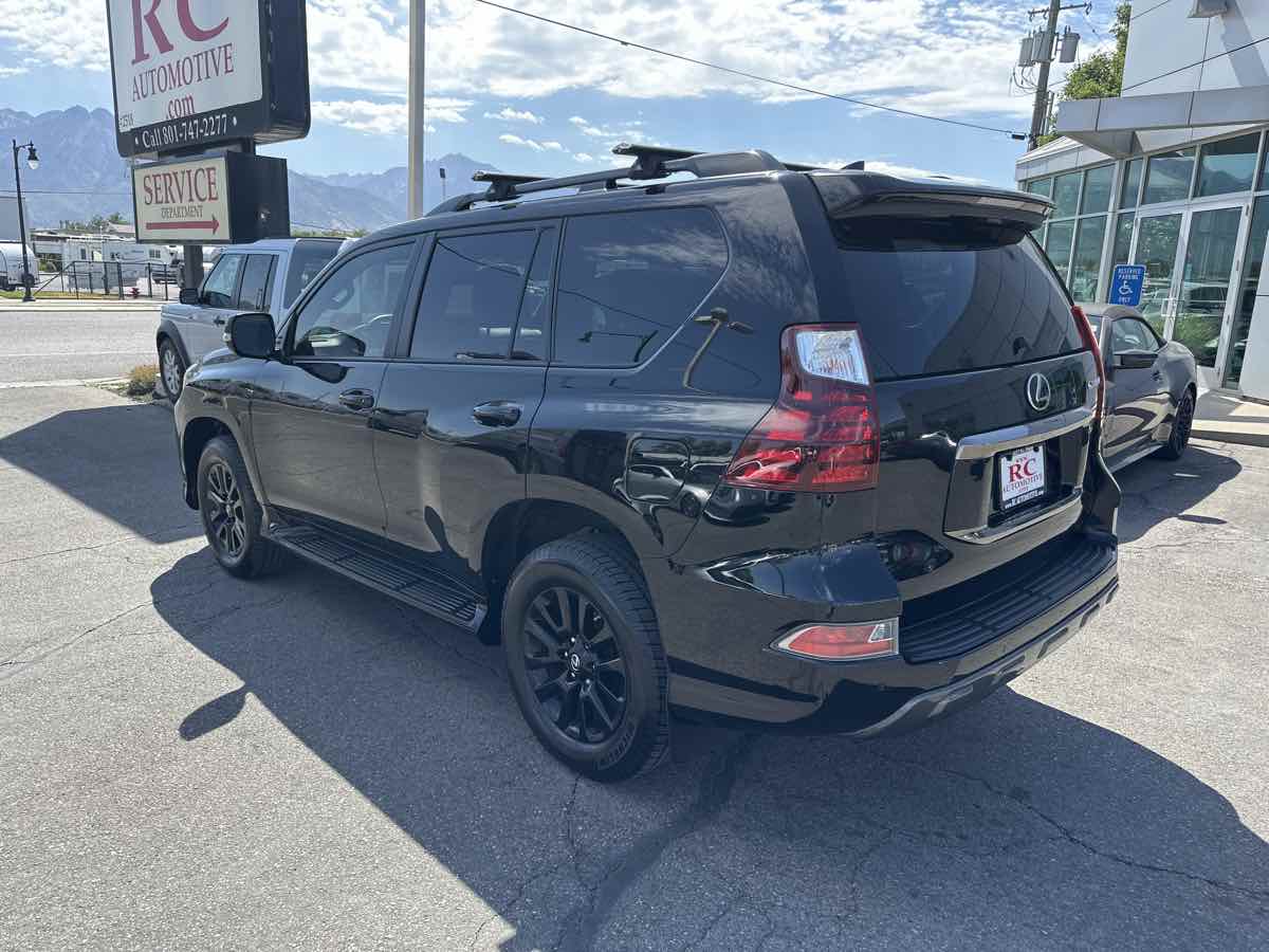 2022 Lexus GX 460 Black Line Special Edition photo 4