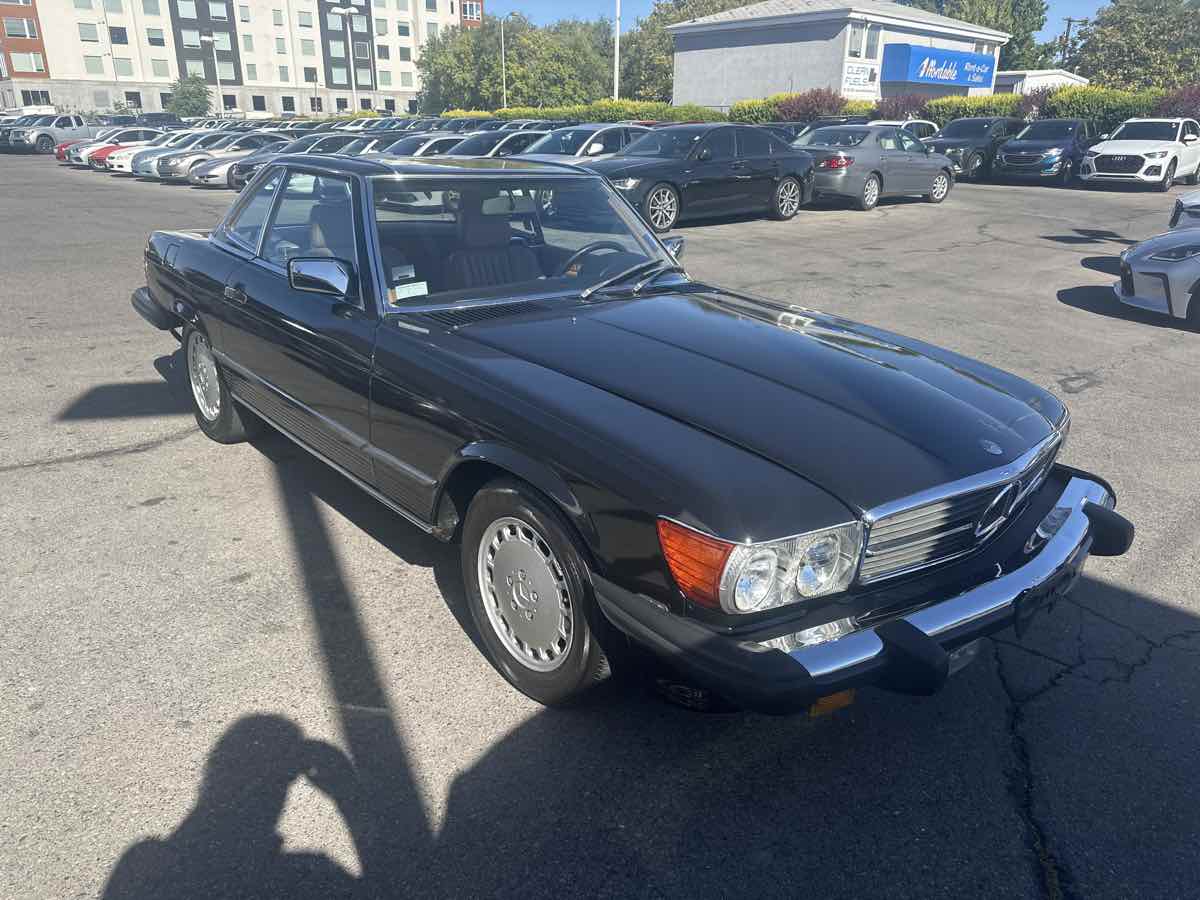 1987 Mercedes Benz 560 photo 3