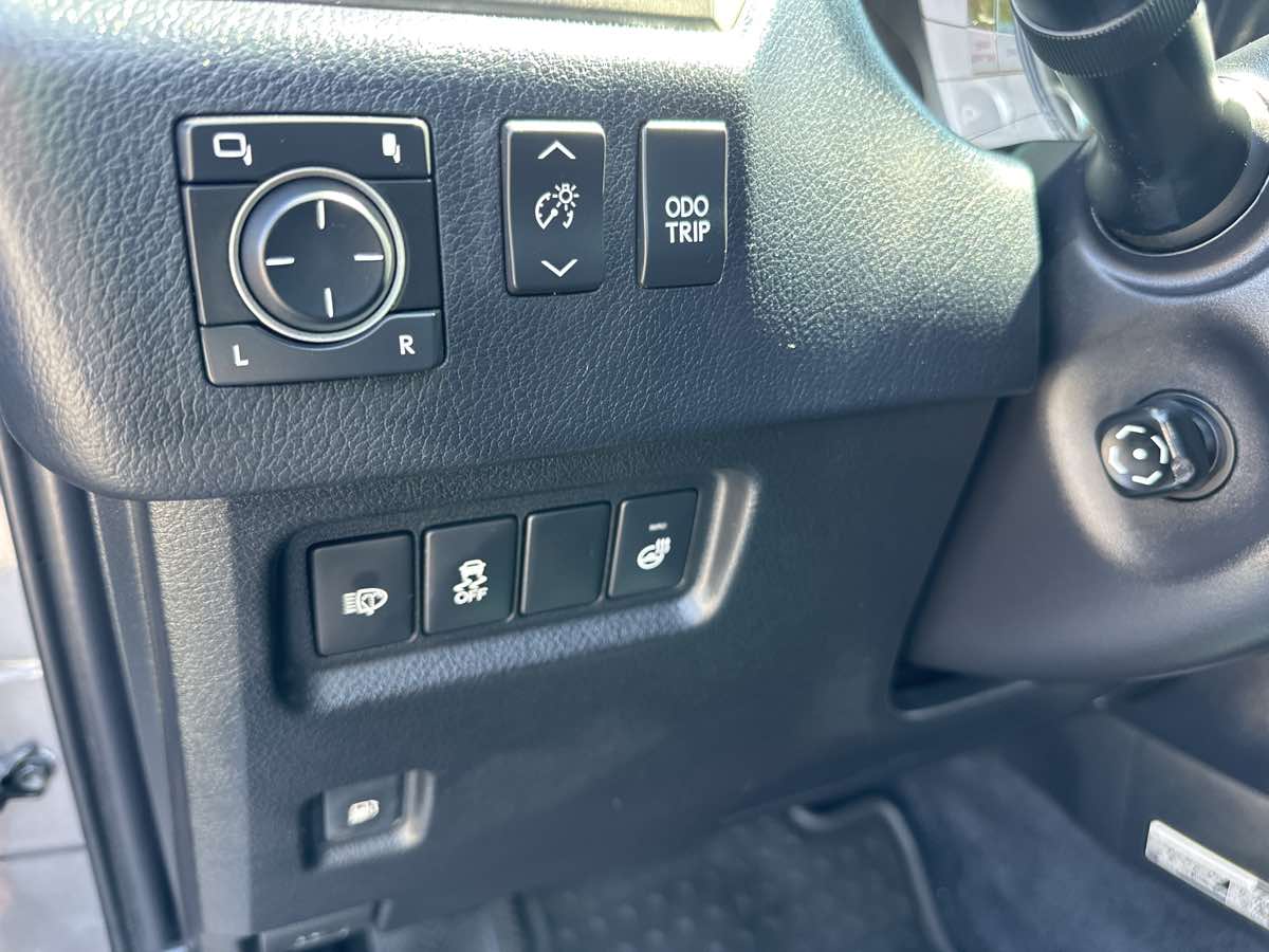 2017 Lexus GX 460 Luxury photo 7
